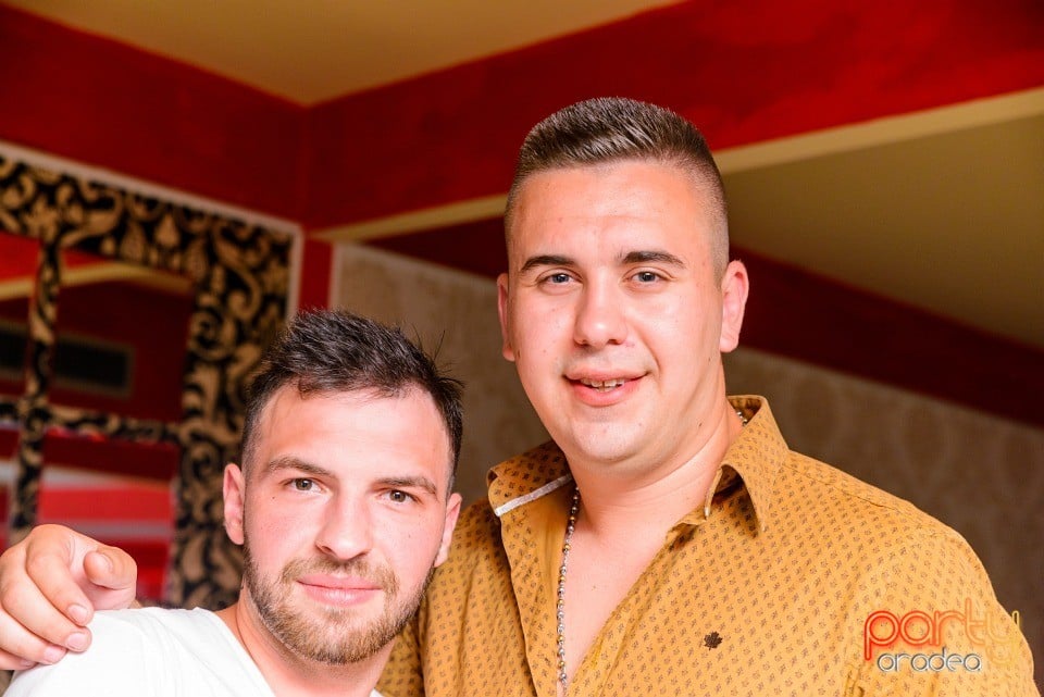 Petrecere alături de Blaga,