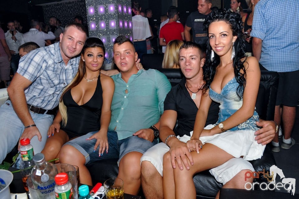 Petrecere alături de Blaga, 