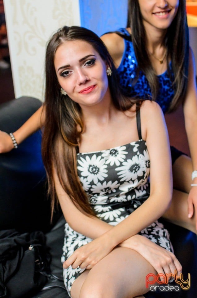 Petrecere alături de Blaga,