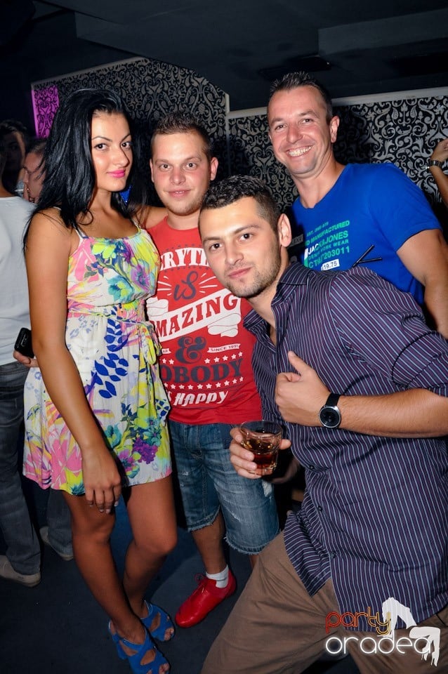 Petrecere alături de Blaga, 