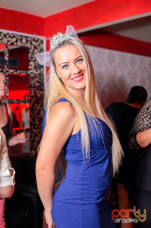 Petrecere alături de Blaga,