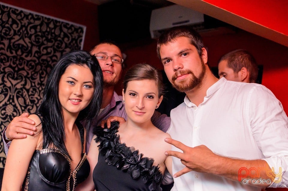 Petrecere alături de Blaga,