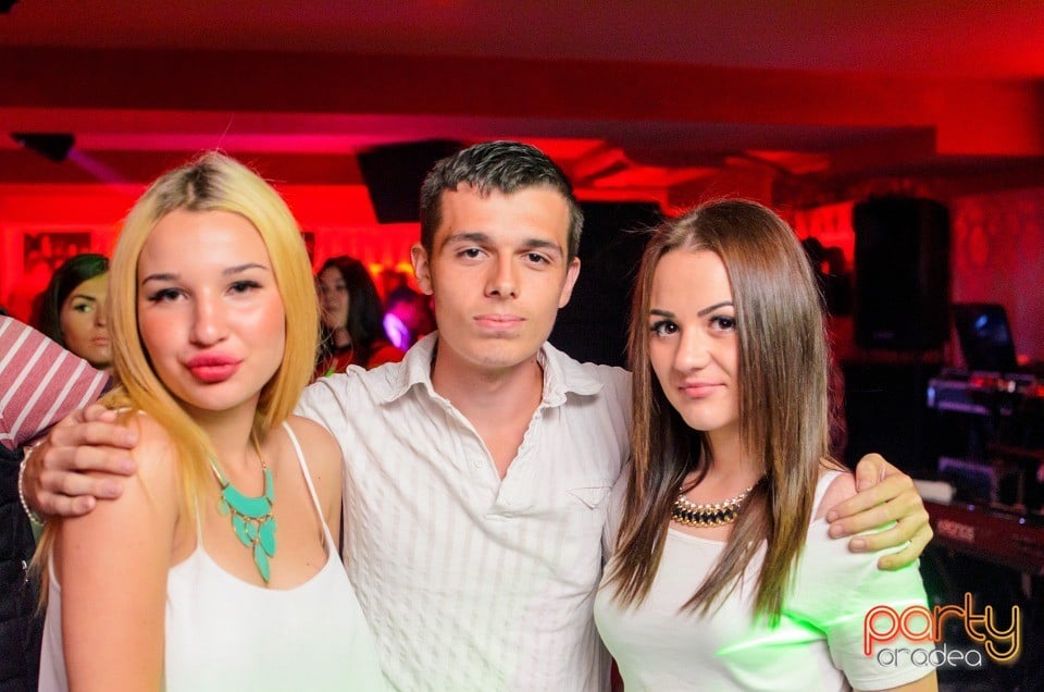 Petrecere alături de Blaga,