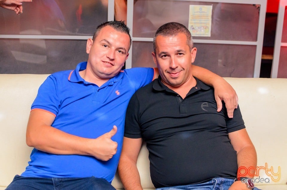 Petrecere alături de Blaga,