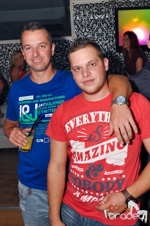 Petrecere alături de Blaga, 