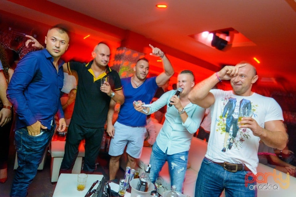 Petrecere alături de Blaga, 
