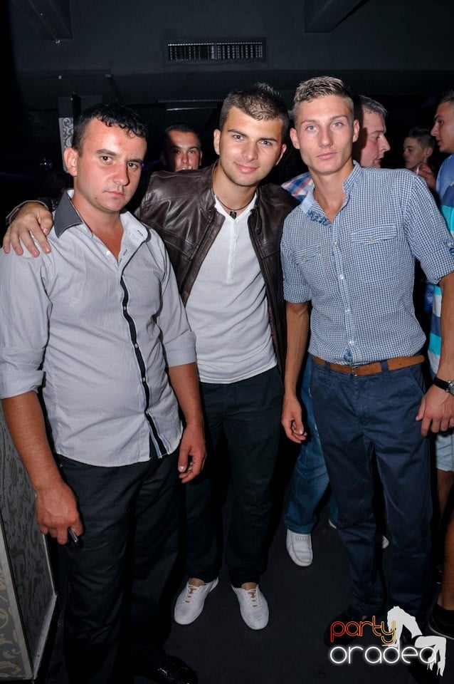 Petrecere alături de Blaga, 