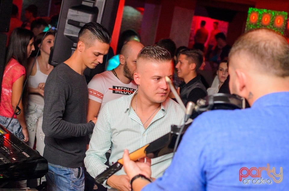 Petrecere alături de Blaga, 