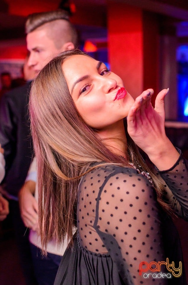 Petrecere alături de Blaga, 