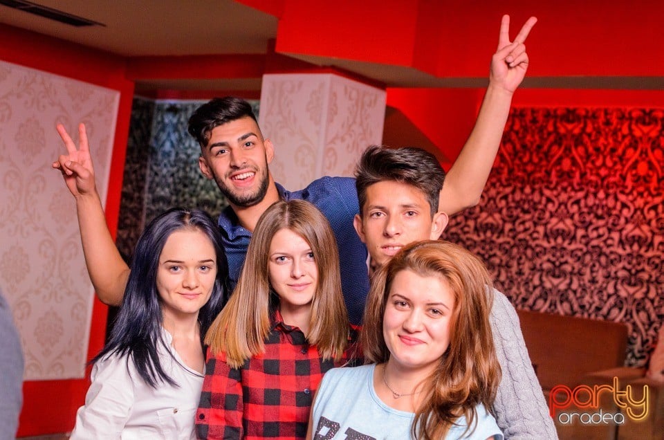 Petrecere alături de Blaga, 