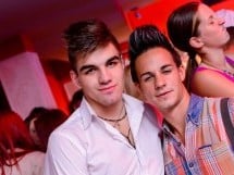 Petrecere alături de Blaga