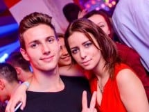 Petrecere alături de Blaga