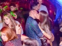 Petrecere alături de Blaga