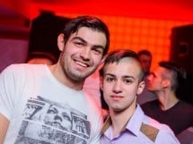 Petrecere alături de Blaga