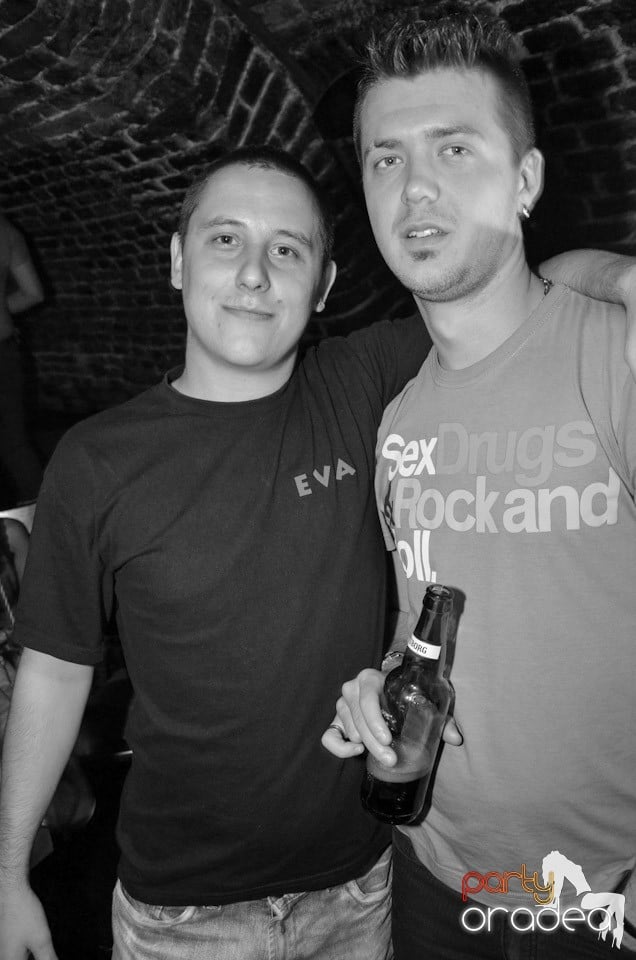 Petrecere Beer Night în Club Escape, 