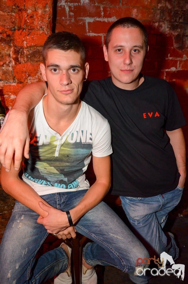 Petrecere Beer Night în Club Escape, 