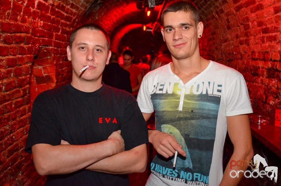 Petrecere Beer Night în Club Escape, 