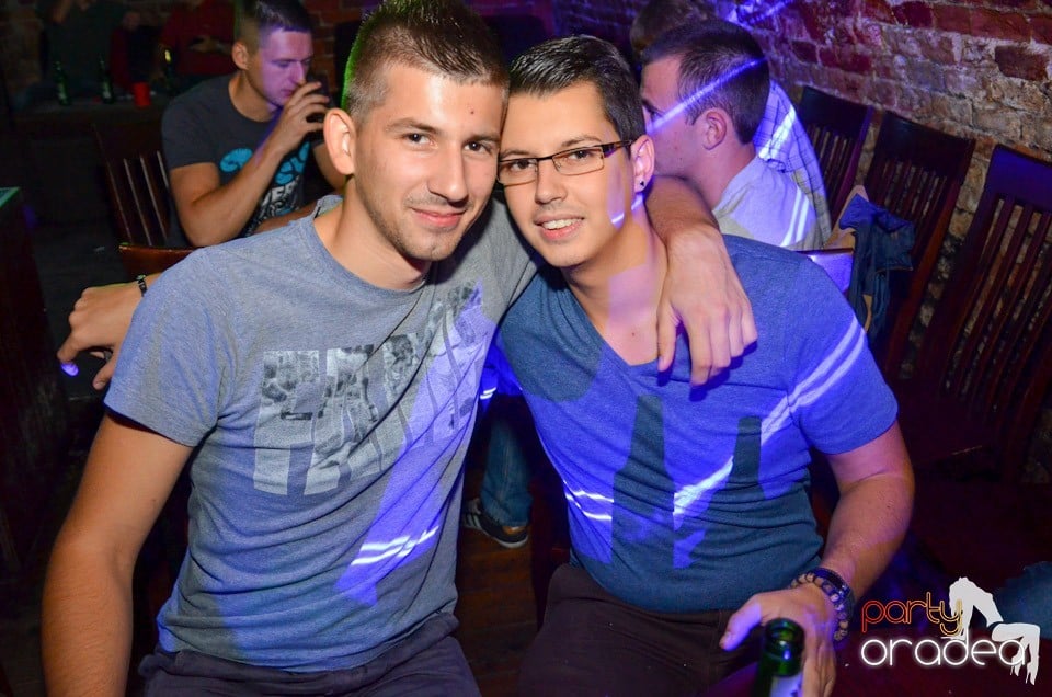 Petrecere Beer Night în Club Escape, 