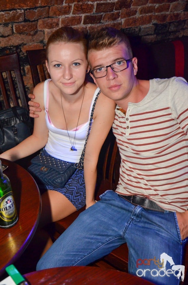 Petrecere Beer Night în Club Escape, 