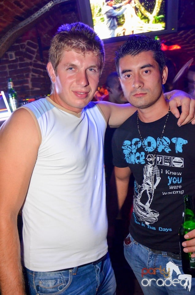 Petrecere Beer Night în Club Escape, 