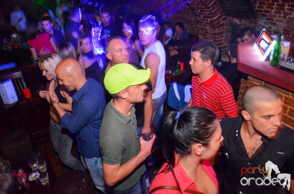 Petrecere Beer Night în Club Escape, 