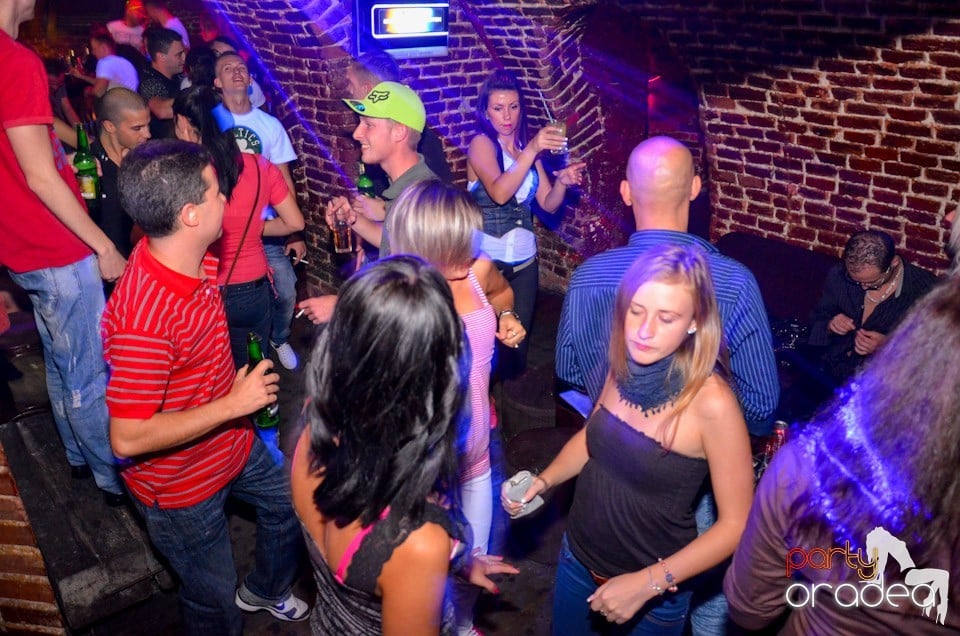 Petrecere Beer Night în Club Escape, 