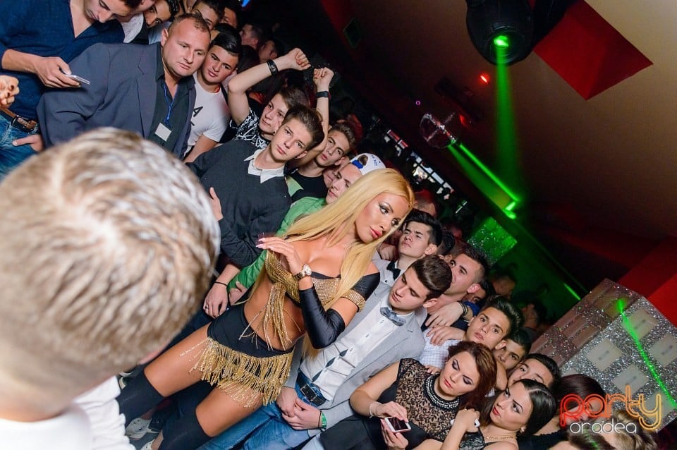 Petrecere cu Ana Maria Mocanu & Loredana Chivu,