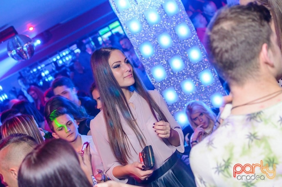 Petrecere cu Ana Maria Mocanu & Loredana Chivu,