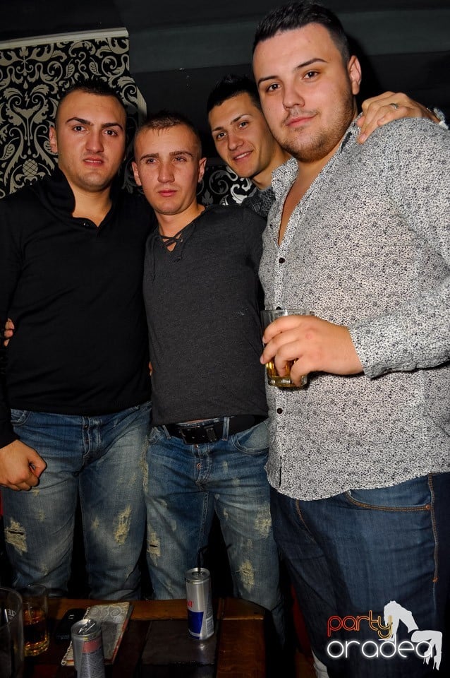 Petrecere cu Blaga de la Oradea în Club Life,