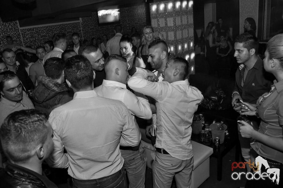 Petrecere cu Blaga de la Oradea în Club Life,
