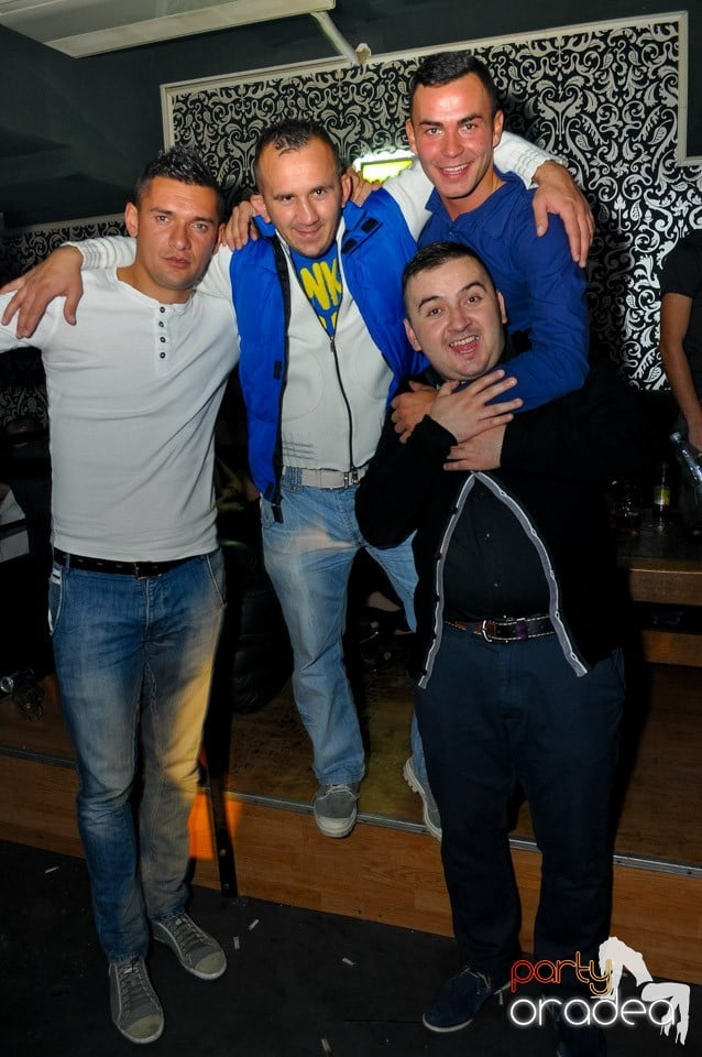 Petrecere cu Blaga de la Oradea în Club Life,