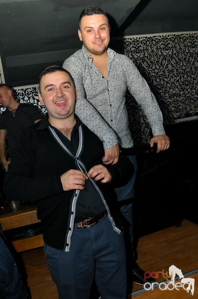 Petrecere cu Blaga de la Oradea în Club Life,