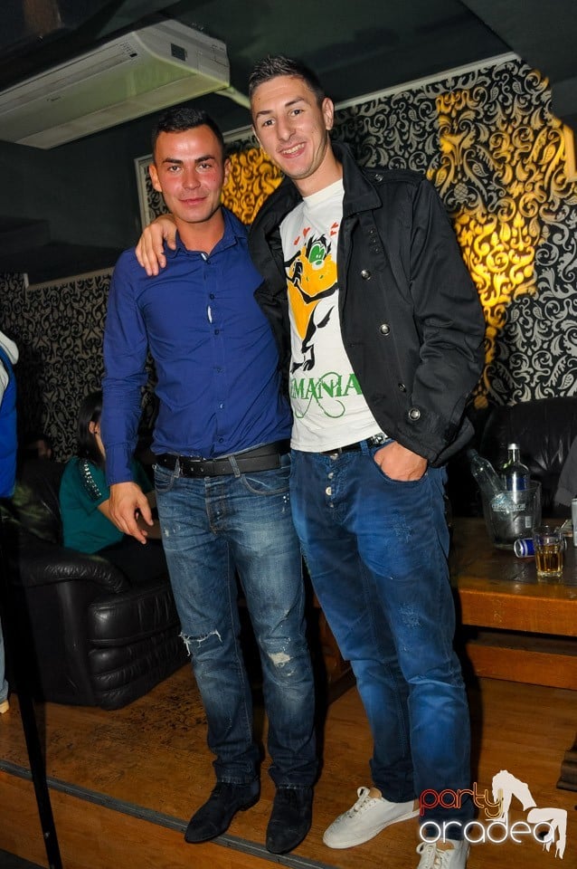 Petrecere cu Blaga de la Oradea în Club Life,
