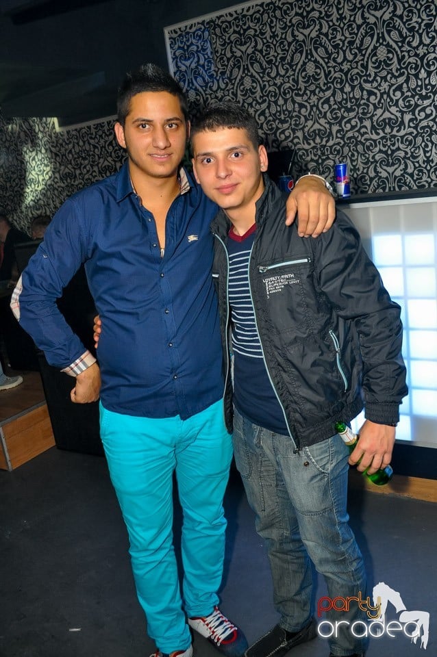 Petrecere cu Blaga de la Oradea în Club Life,