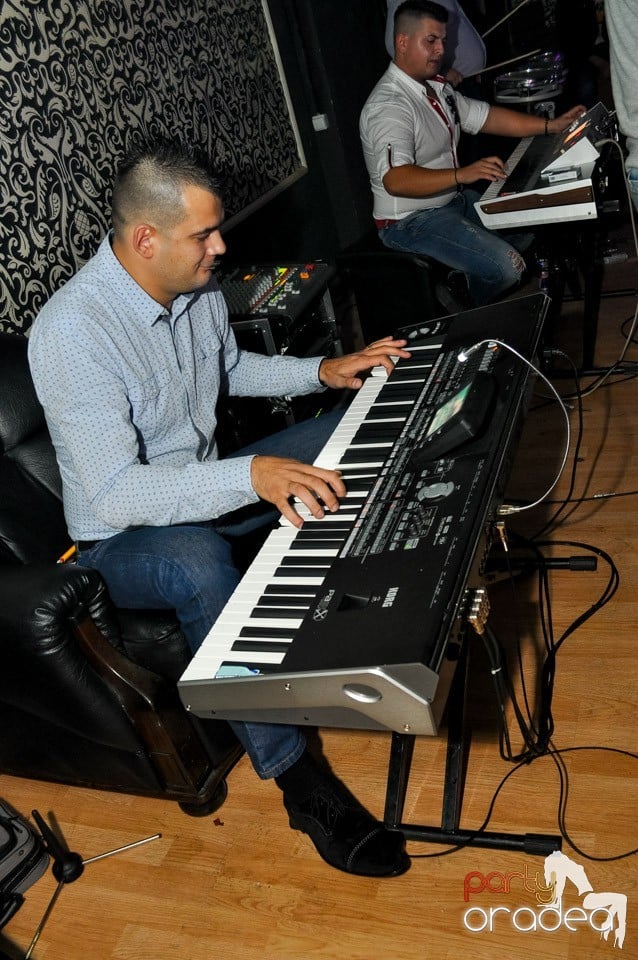 Petrecere cu Blaga de la Oradea în Club Life,