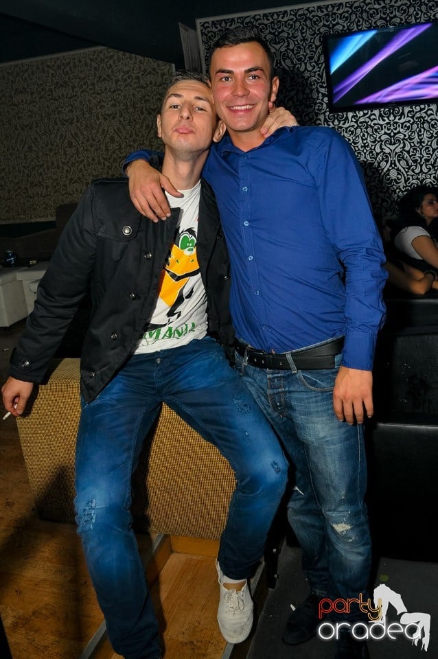 Petrecere cu Blaga de la Oradea în Club Life,