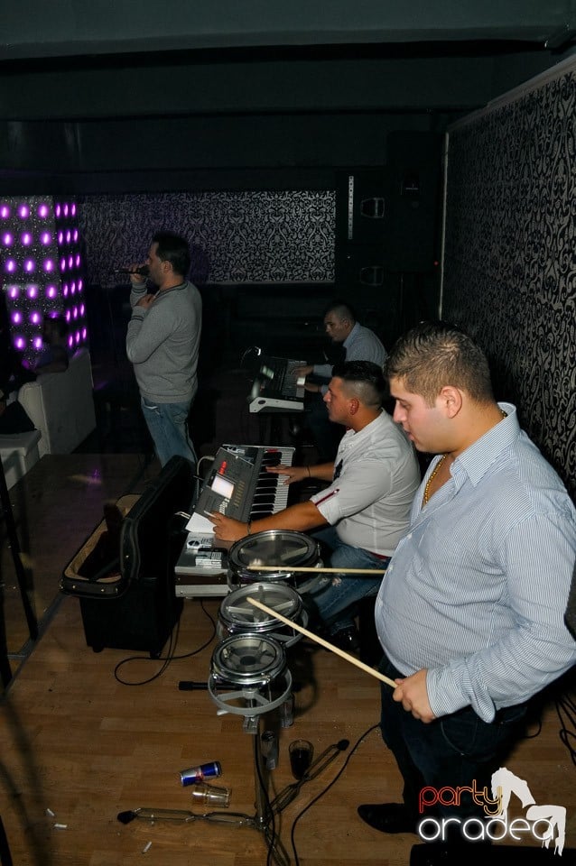 Petrecere cu Blaga de la Oradea în Club Life, 