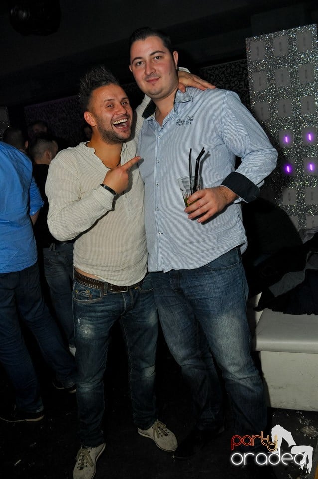 Petrecere cu Blaga de la Oradea în Club Life,