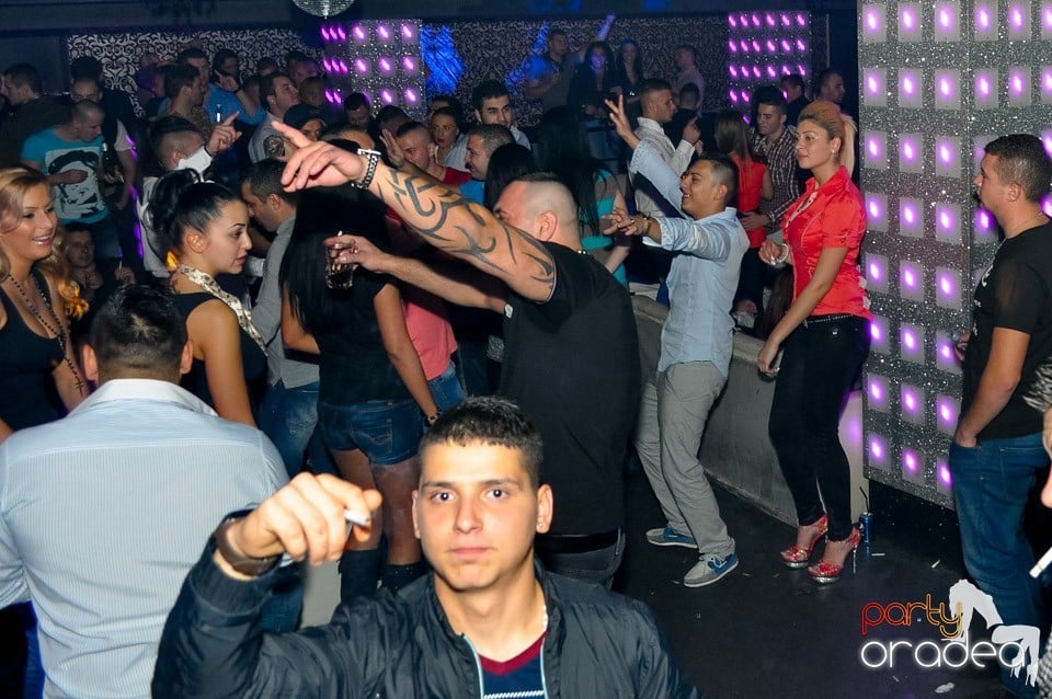 Petrecere cu Blaga de la Oradea în Club Life,