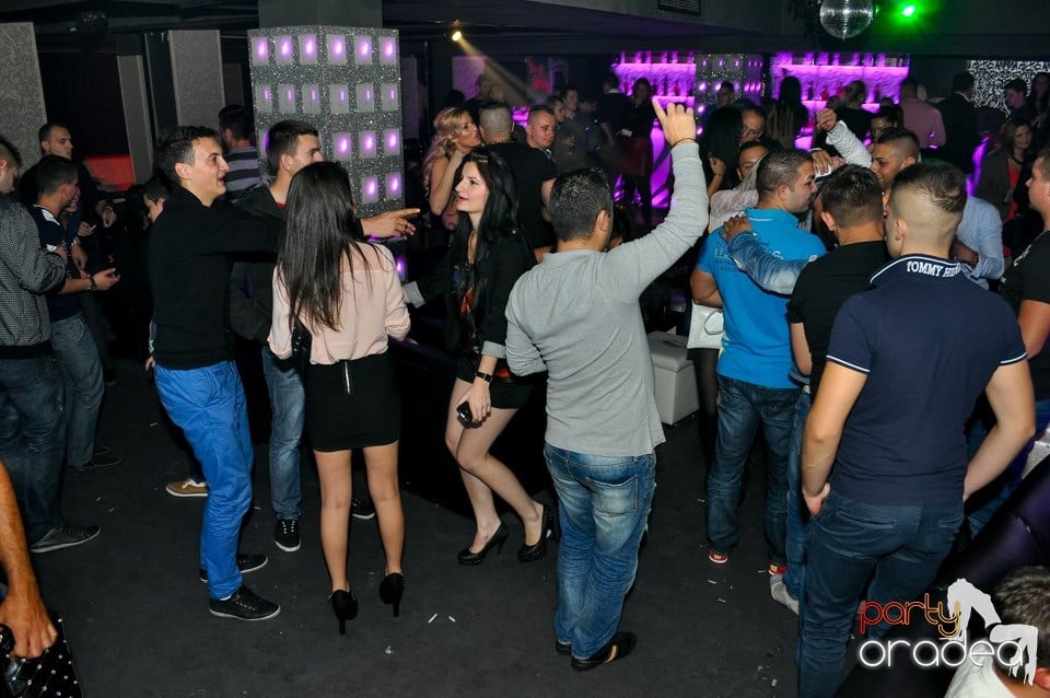 Petrecere cu Blaga de la Oradea în Club Life, 