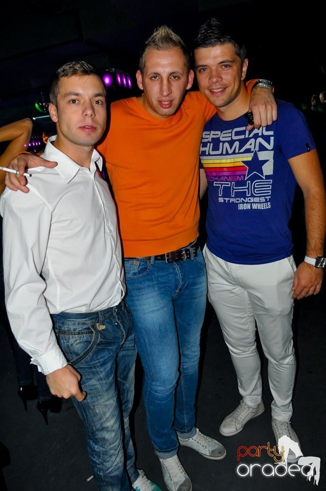Petrecere cu Blaga de la Oradea în Club Life,