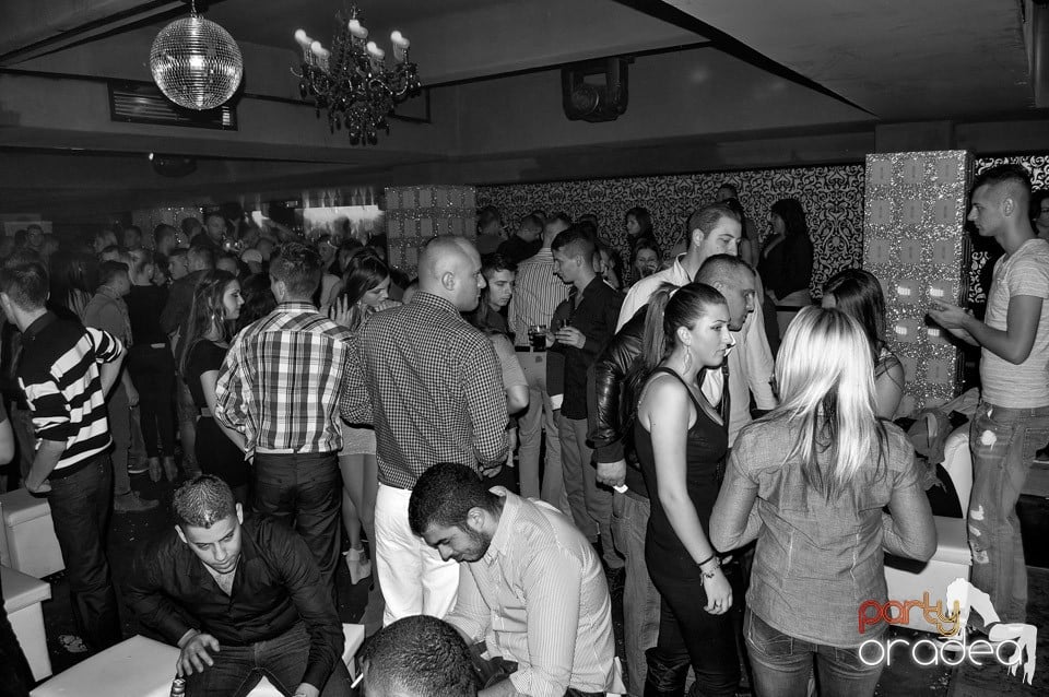 Petrecere cu Blaga de la Oradea în Club Life,