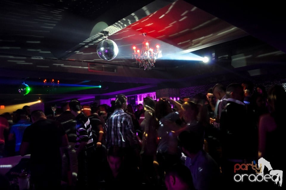 Petrecere cu Blaga de la Oradea în Club Life, 