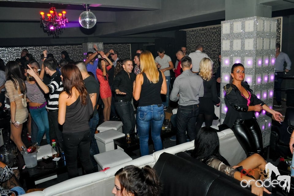 Petrecere cu Blaga de la Oradea în Club Life,