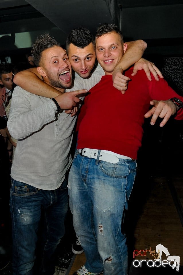 Petrecere cu Blaga de la Oradea în Club Life,