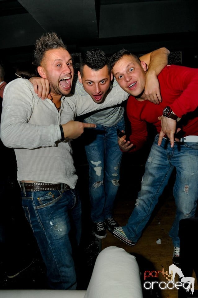 Petrecere cu Blaga de la Oradea în Club Life,