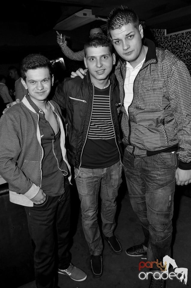 Petrecere cu Blaga de la Oradea în Club Life,