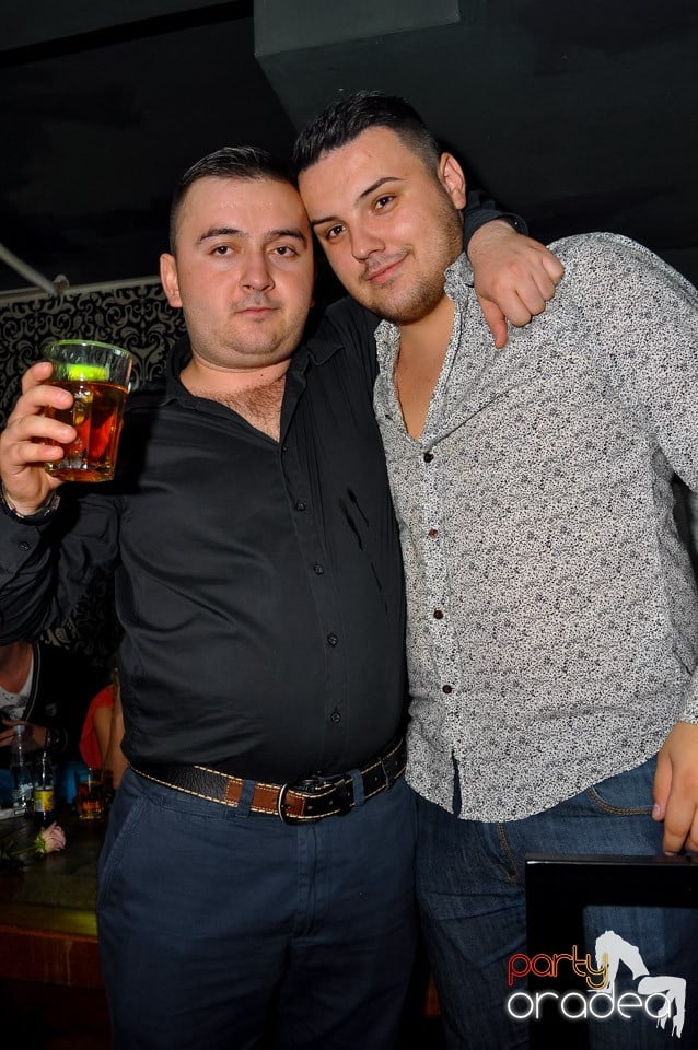 Petrecere cu Blaga de la Oradea în Club Life, 