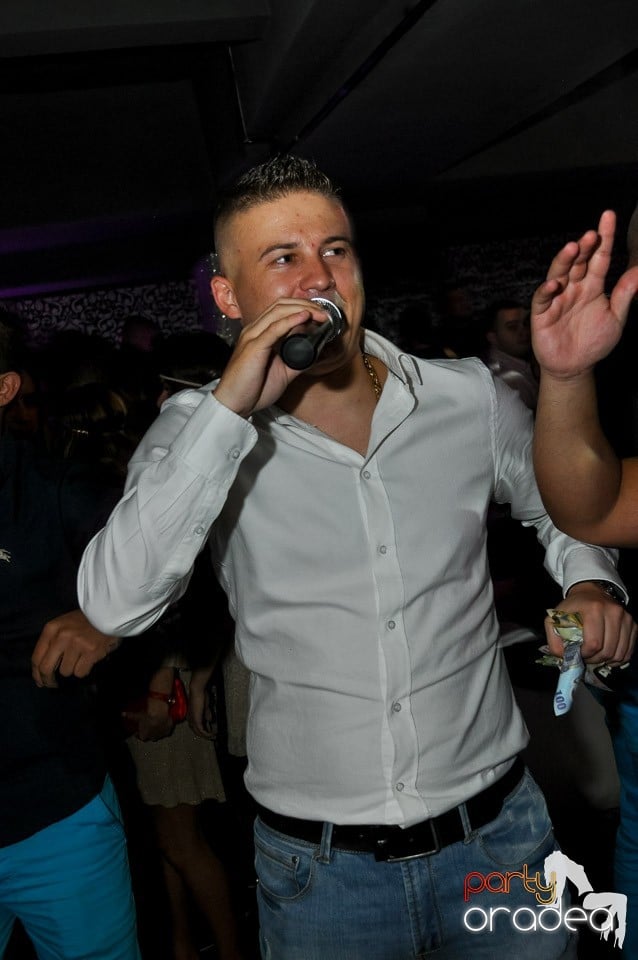 Petrecere cu Blaga de la Oradea în Club Life,