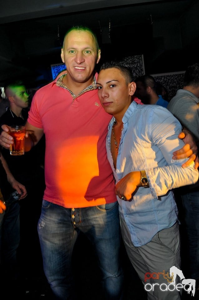 Petrecere cu Blaga de la Oradea în Club Life,